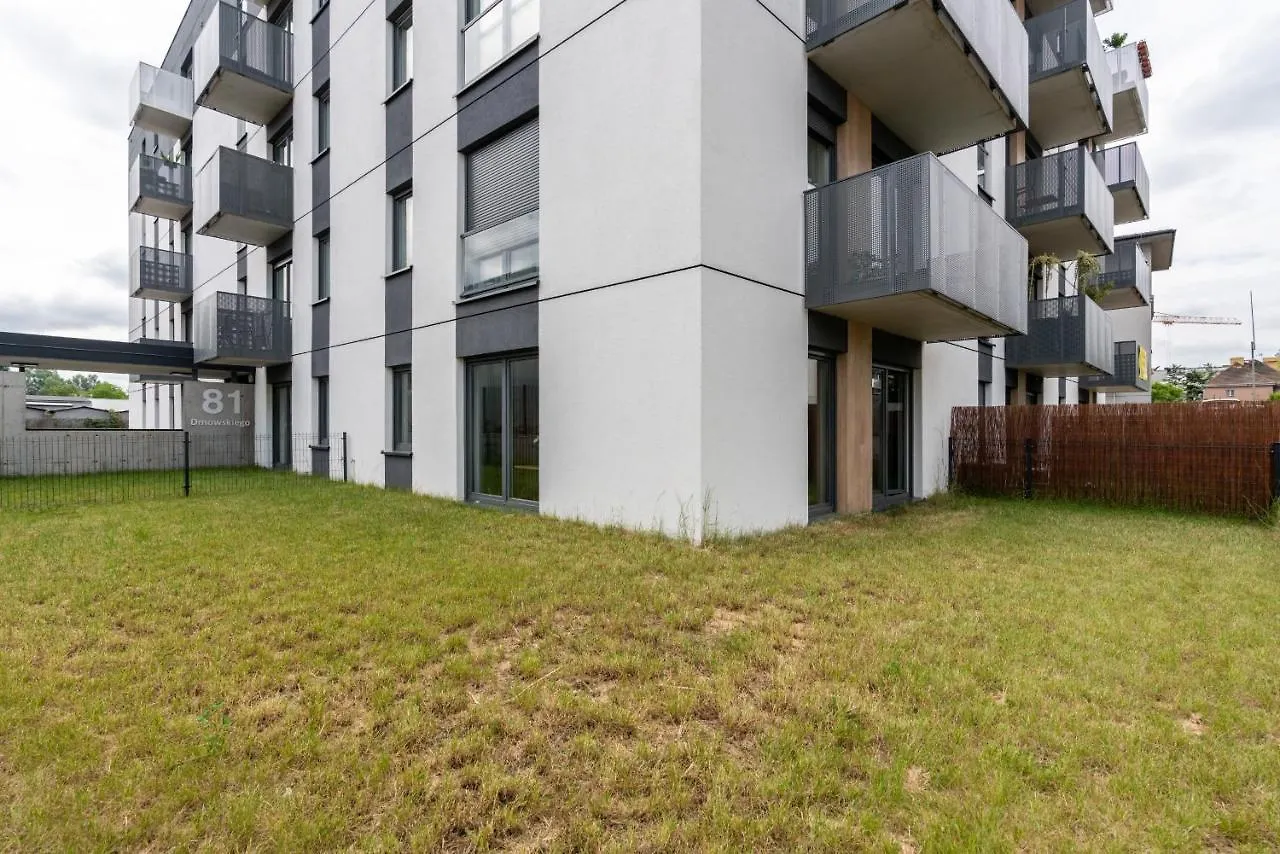 Apartments With Garden Dmowskiego 81 By Noclegi Renters Poznań